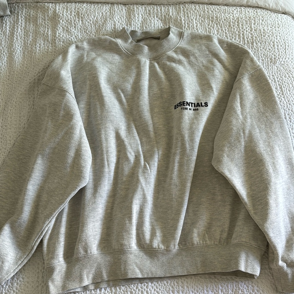 Essentials Crewneck